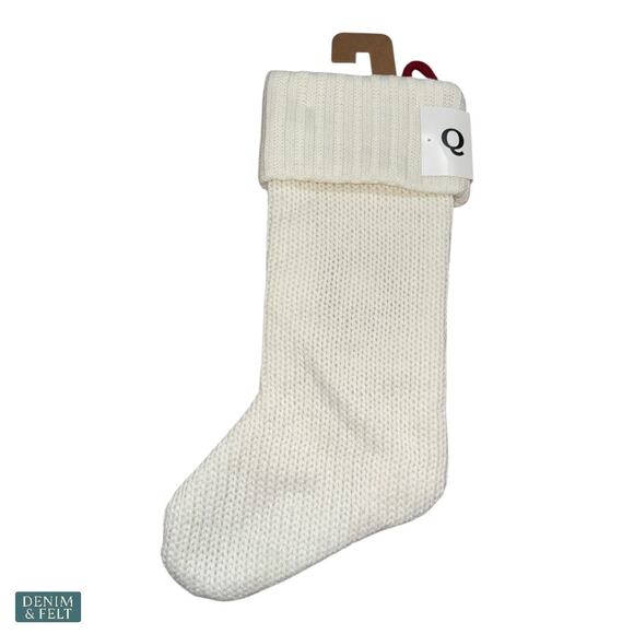 NEW Wondershop Knit Christmas Stocking Monogram Q Red White Holiday Festive Cozy - Picture 5 of 5